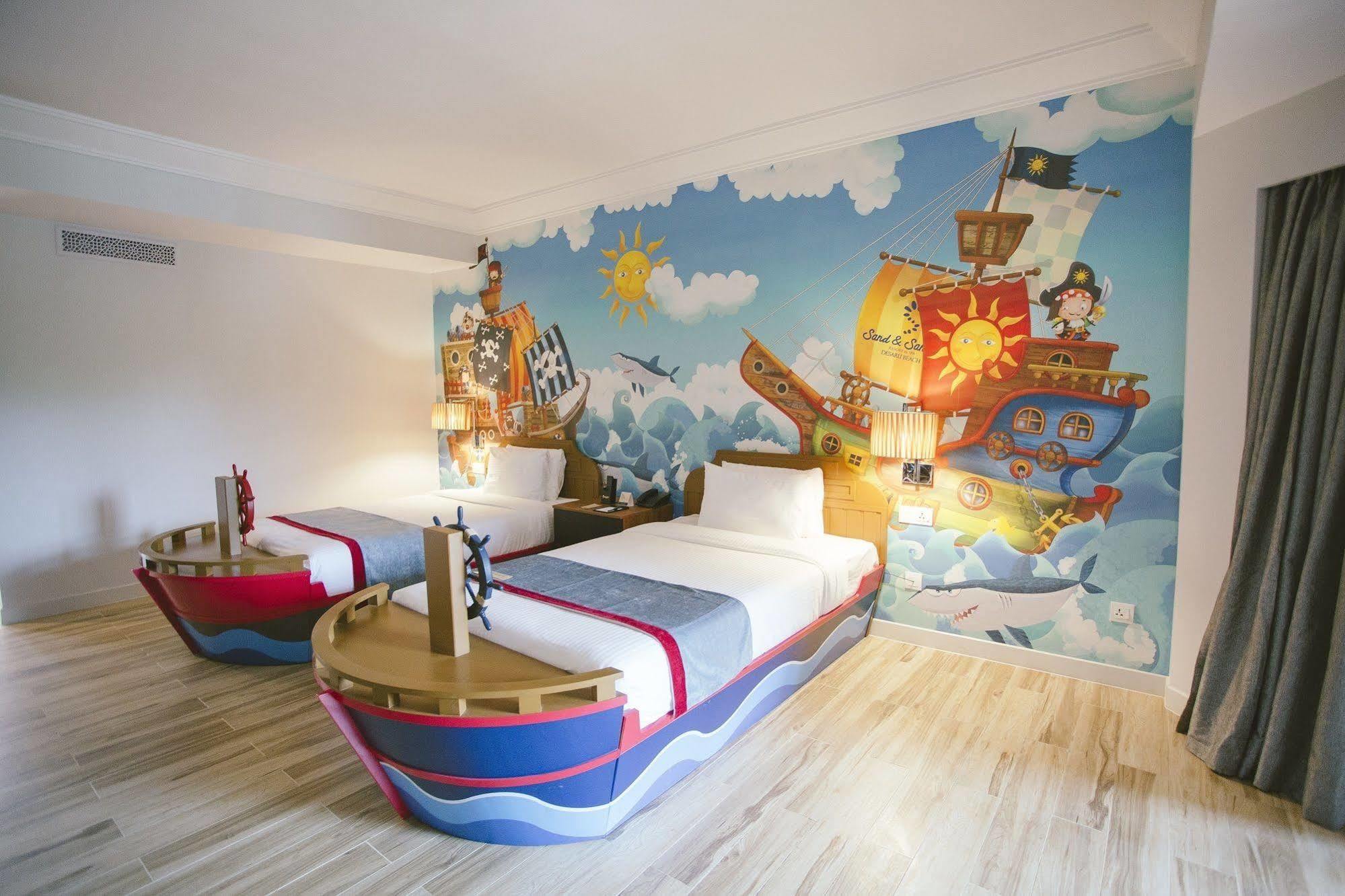 Sand & Sandals Desaru Beach Resort & Spa Экстерьер фото