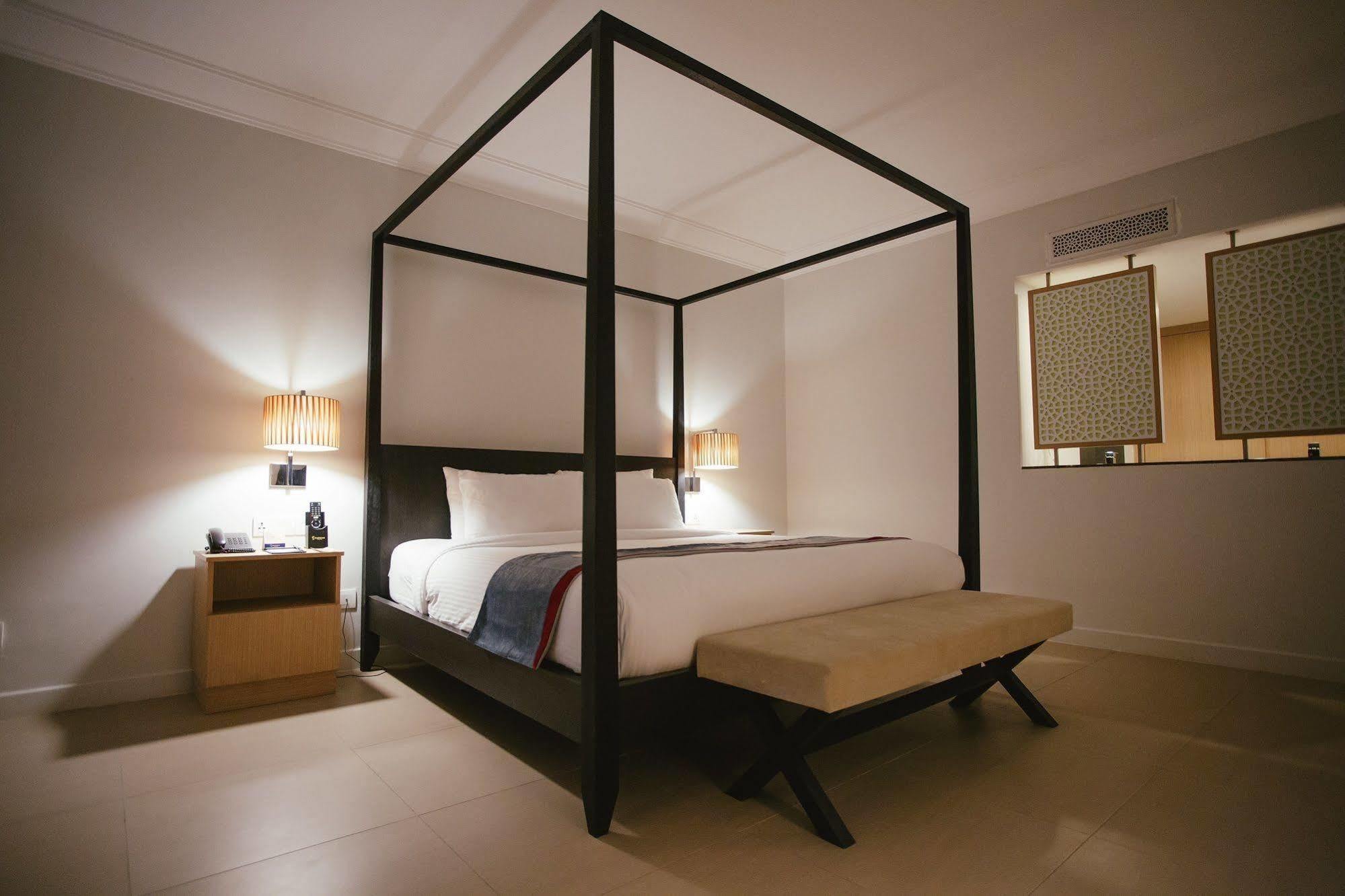Sand & Sandals Desaru Beach Resort & Spa Экстерьер фото