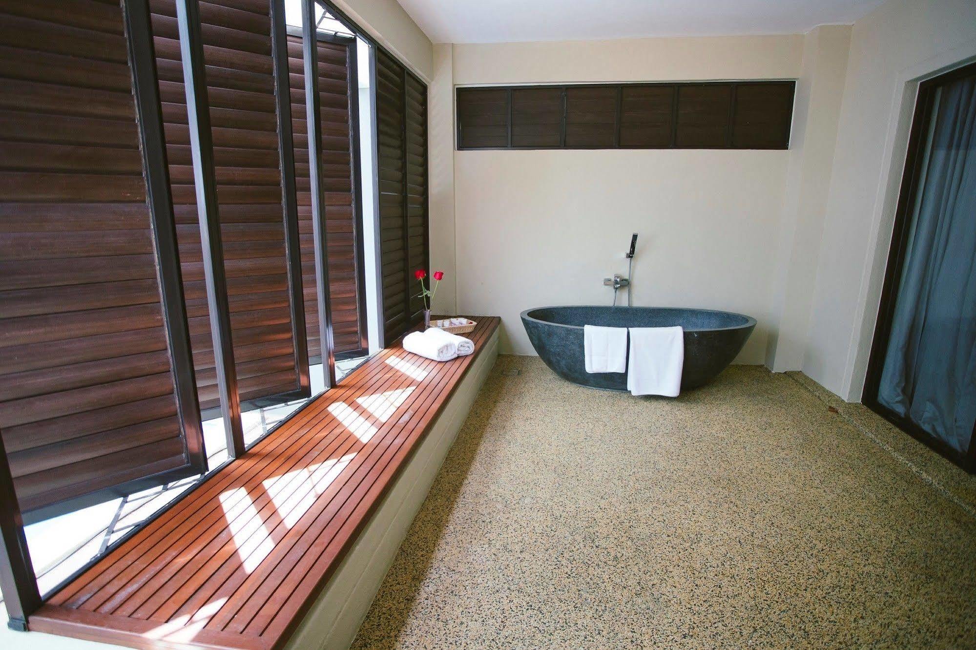 Sand & Sandals Desaru Beach Resort & Spa Экстерьер фото